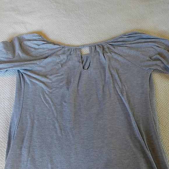 Gray maternity shirt - Picture 4 of 6